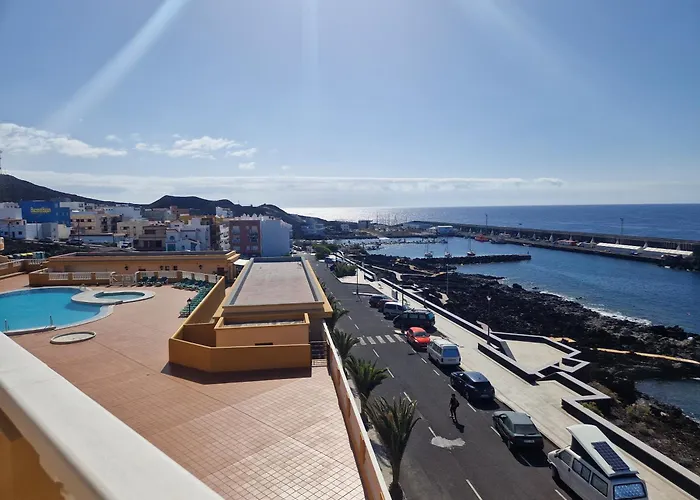 Apartamento Con Maravillosas Vistas En Primera Linea